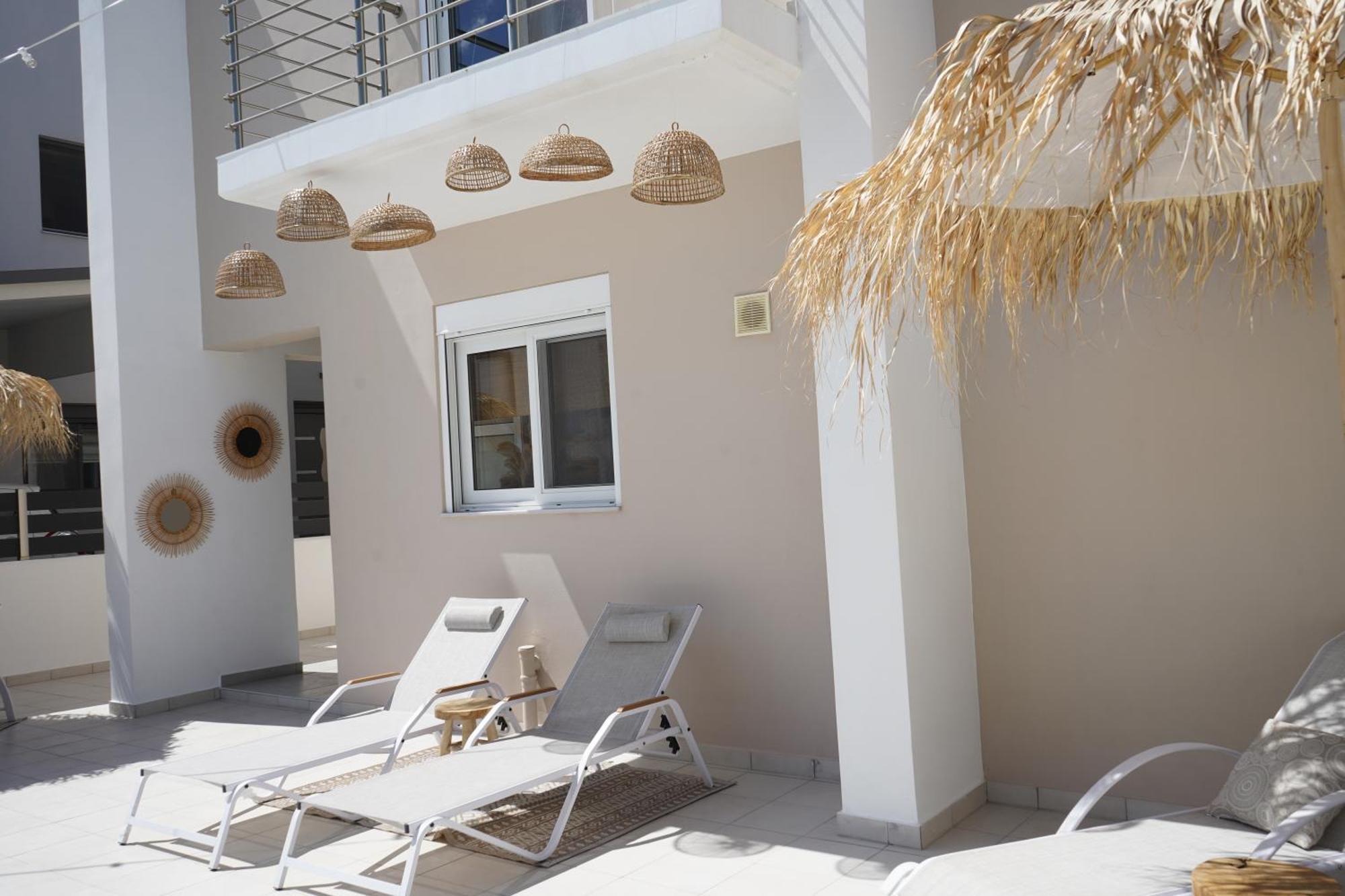Villa Pastida - Private Pool & Jacuzzi & Central Place Exterior photo