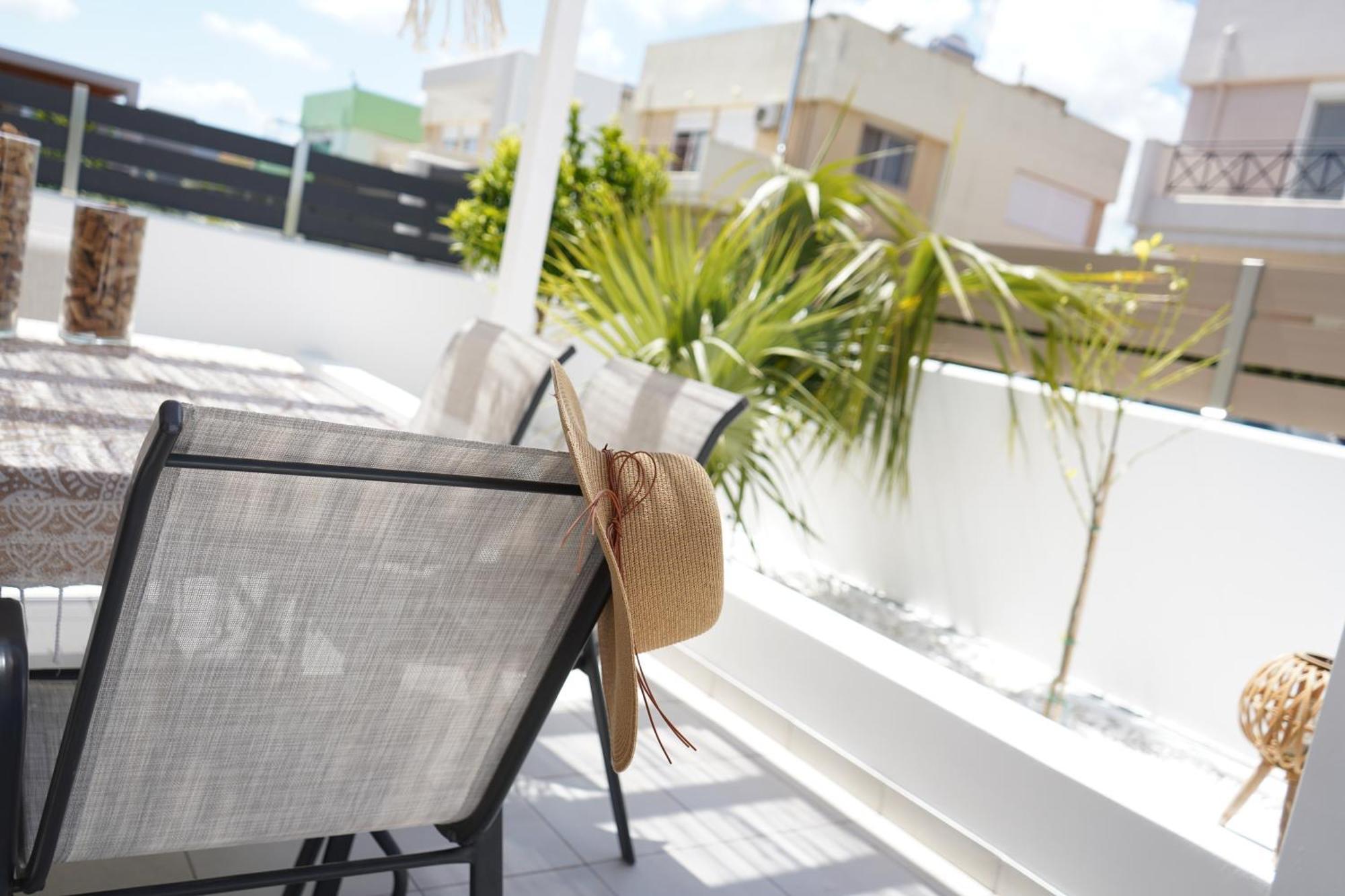 Villa Pastida - Private Pool & Jacuzzi & Central Place Exterior photo