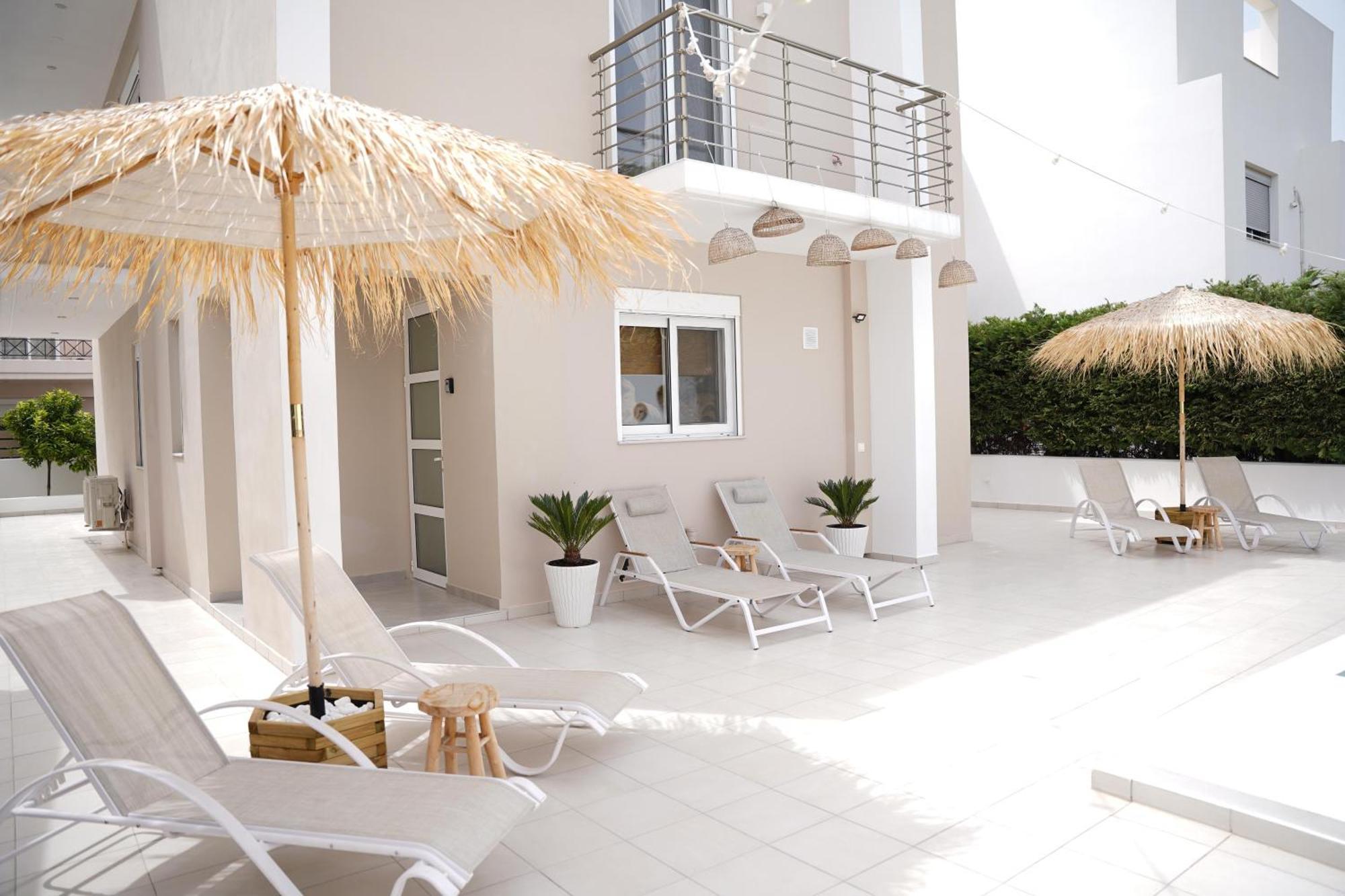 Villa Pastida - Private Pool & Jacuzzi & Central Place Exterior photo